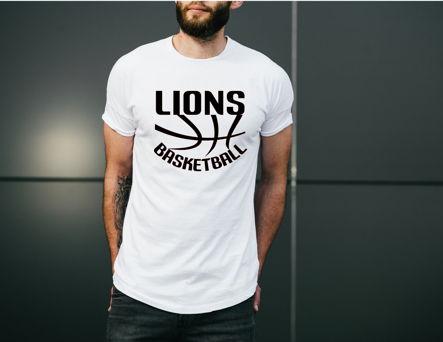 Lions Basketball With Ball In The Middle