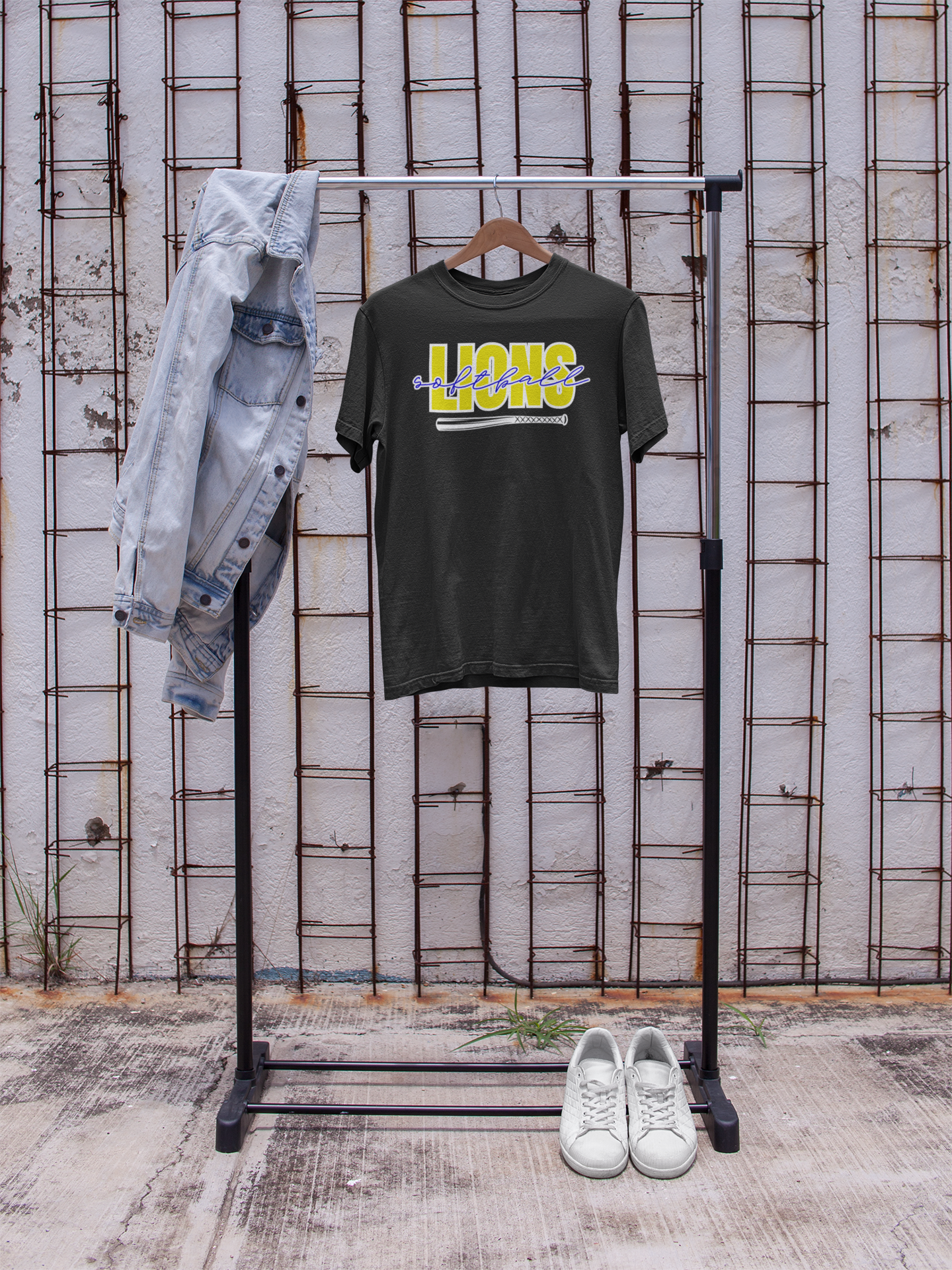 Lions Softball Bat Logo Tee